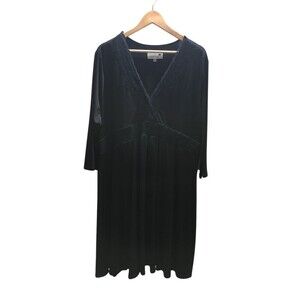 Completely Me Dress Women's Size 2X Black Liz Lange Lace Accent